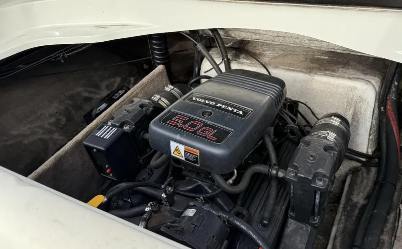 Slide: The Image of Volvo Penta 5.0 GL engine in a 2001 Caravelle 209 Bow Rider boat. - 13
