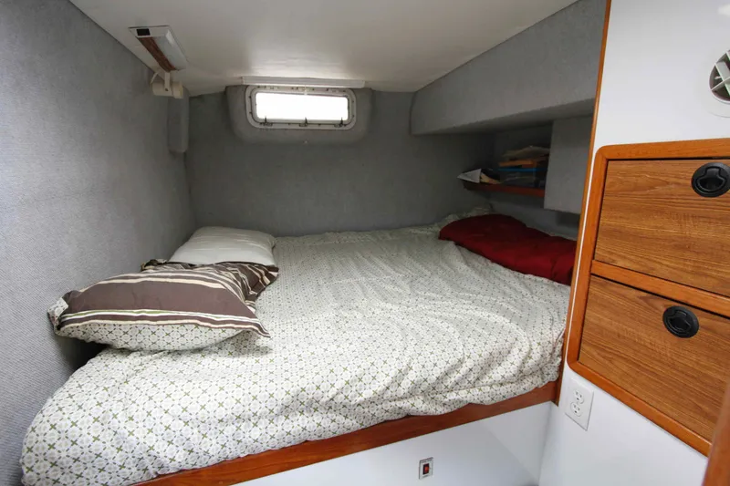 Slide: The Image of Manta 42 VIP Guest Berth on Starboard Hull - 12