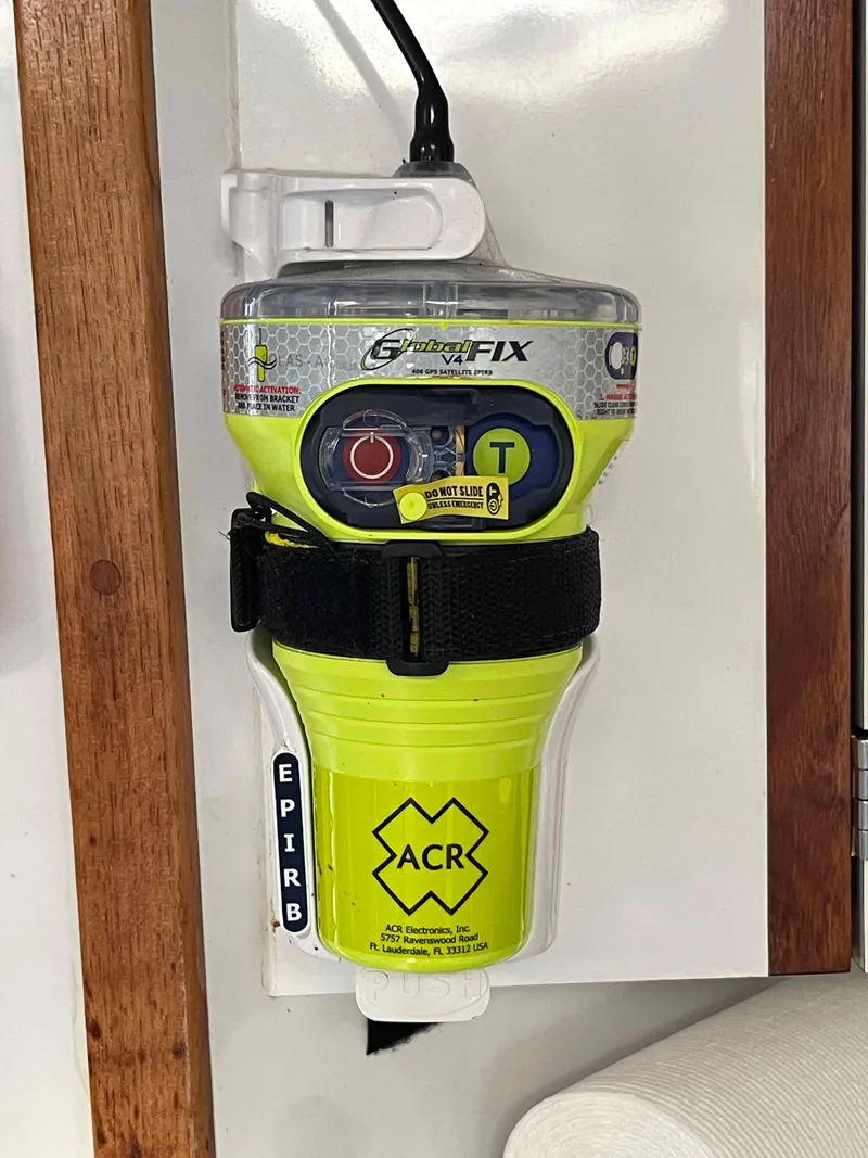 Slide: The Image of ACR EPIRB device mounted on a Manta 42 Catamaran, 2000 model. - 21