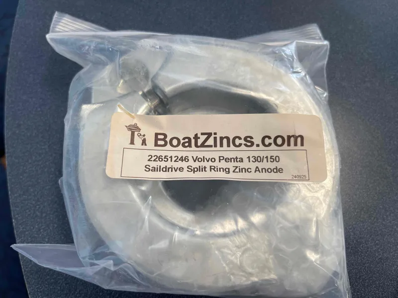 Slide: The Image of Manta 42 Catamaran 2000 - 60