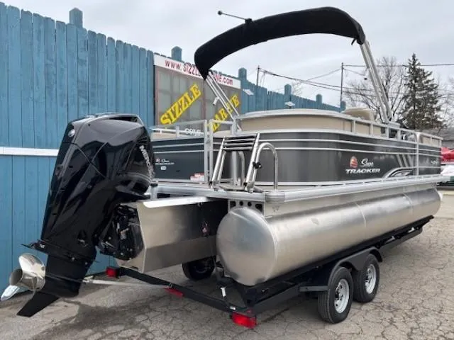 Slide: The Image of 2023 Sun Tracker Party Barge 22 RF XP3 pontoon boat on trailer. - 5
