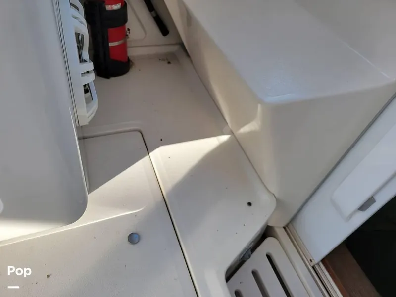 Slide: The Image of 1994 Sea Ray 370 EC for sale in Fort Lauderdale, FL - 37