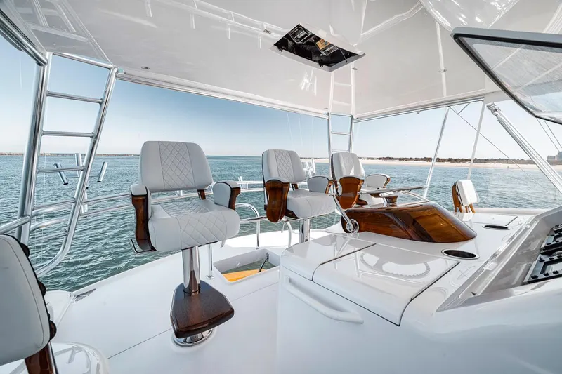Slide: The Image of Viking 72 Convertible 2023 - 63