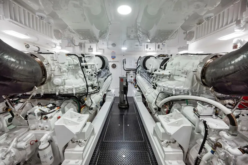 Slide: The Image of Viking 72 Convertible 2023 - 85