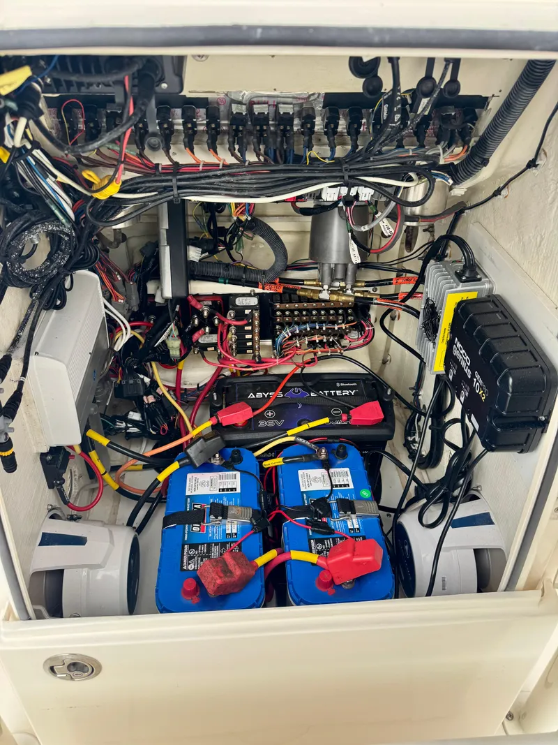 Slide: The Image of 2019 Pathfinder 2600 HPS boat electrical system with batteries and wiring. - 8