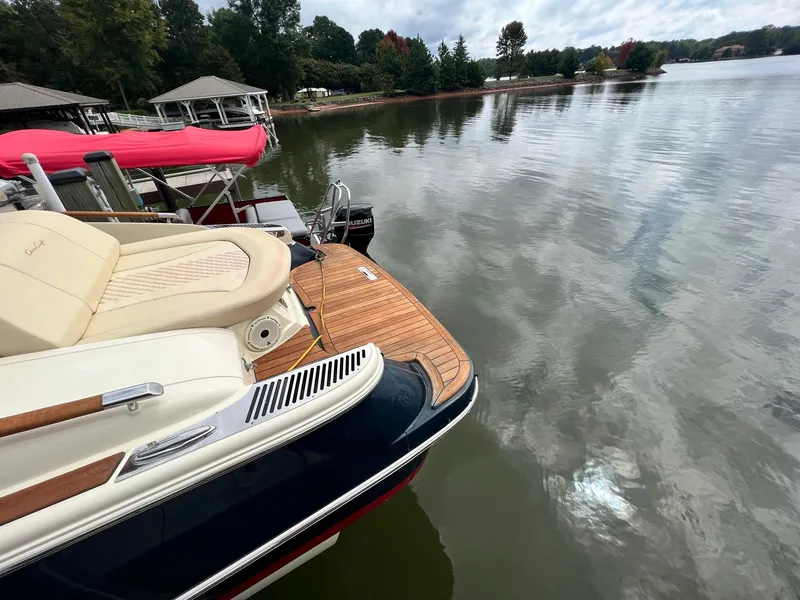 Slide: The Image of Chris-Craft Launch GT 28 Surf 2022 - 10