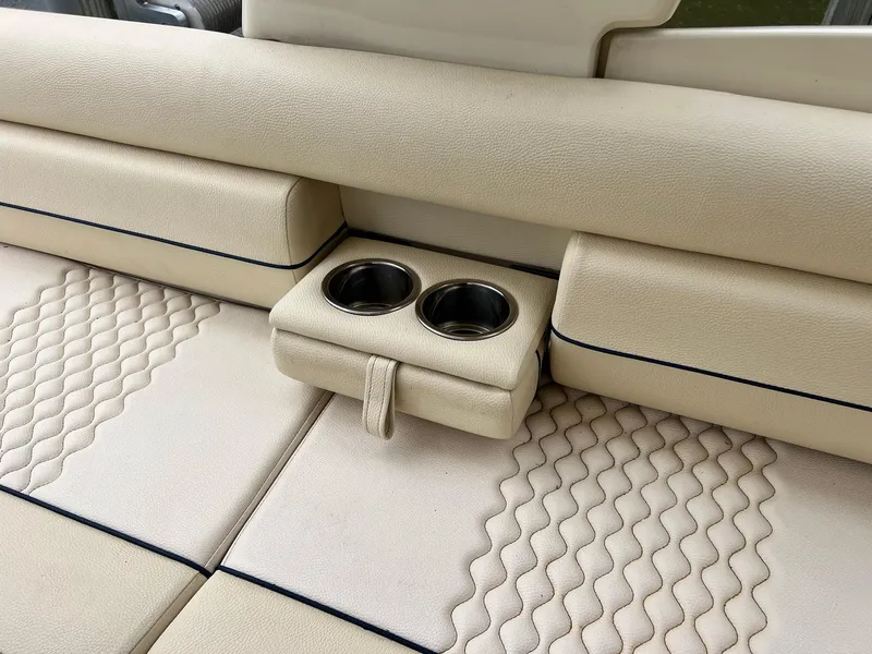 Slide: The Image of Chris-Craft Launch GT 28 Surf 2022 - 16