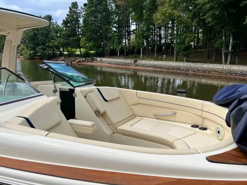 Slide: The Image of Chris-Craft Launch GT 28 Surf 2022 - 27