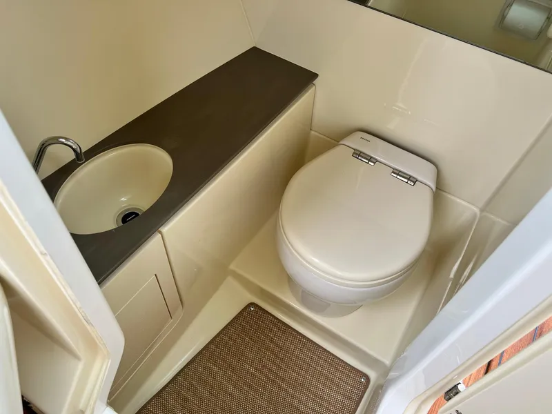 Slide: The Image of Chris-Craft Launch GT 28 Surf 2022 - 35