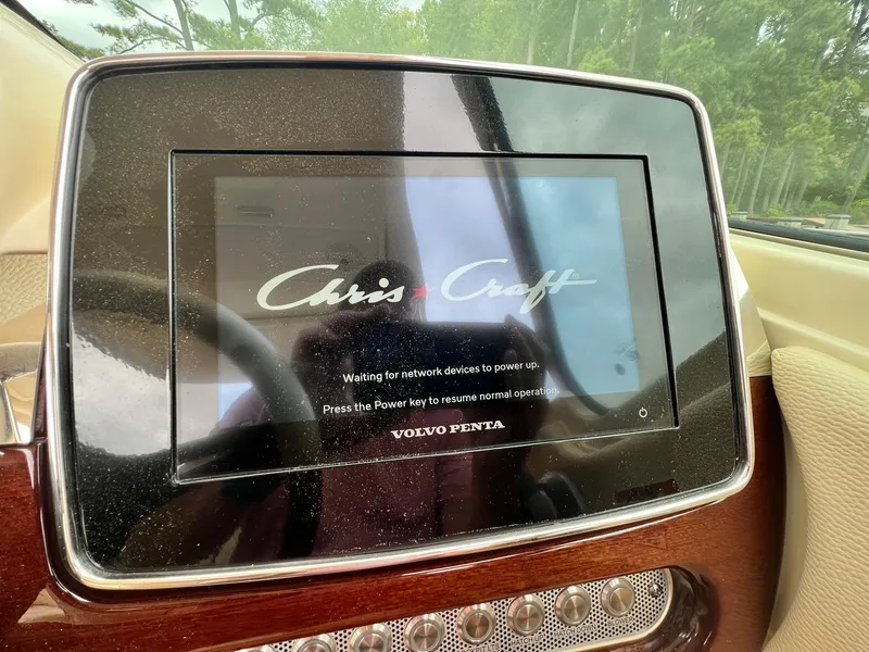 Slide: The Image of Chris-Craft Launch GT 28 Surf 2022 - 7