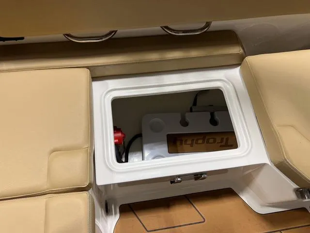 Slide: The Image of Bayliner D22I 2025 - 10