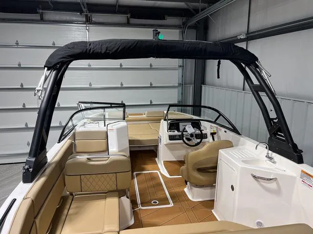 Slide: The Image of Bayliner D22I 2025 - 28