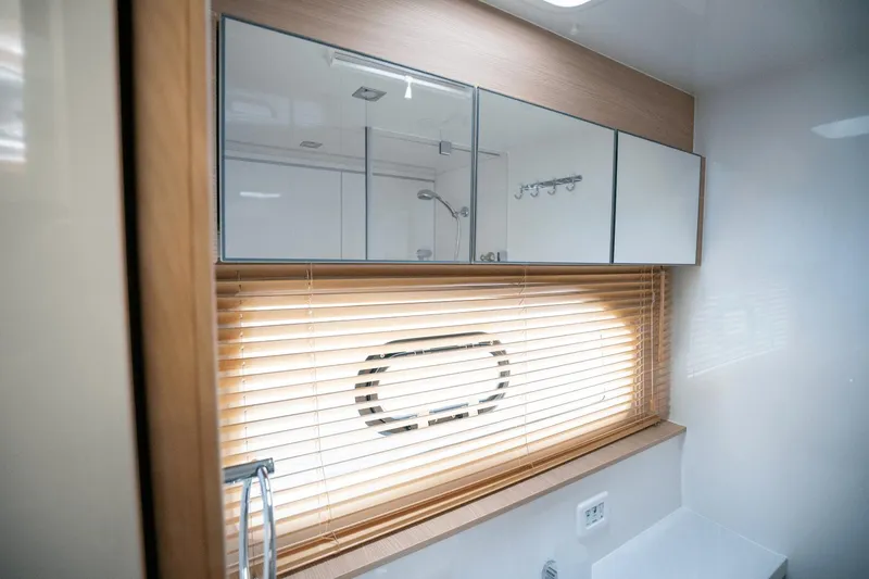 Slide: The Image of Aquila 44 2025 - 33