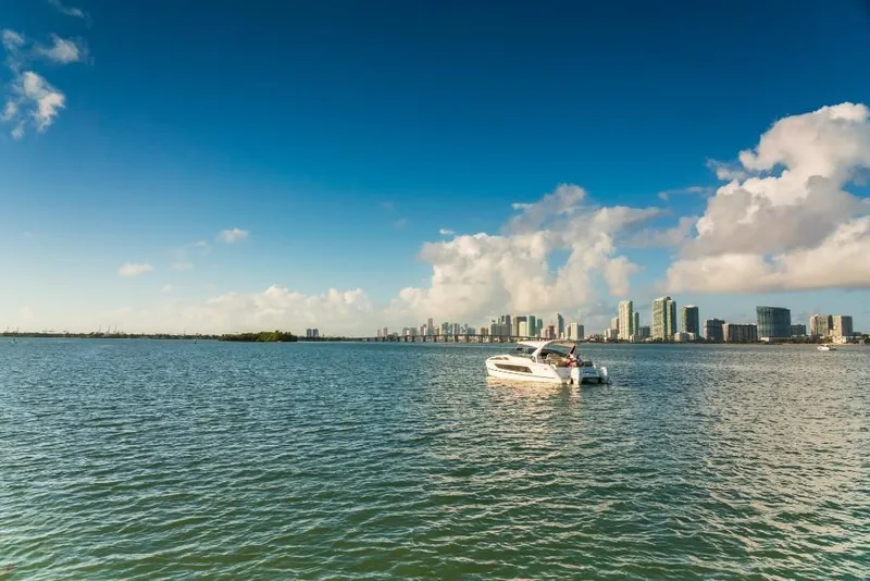 Slide: The Image of 2023-Aquila-36-Sport-MarineMax - 18