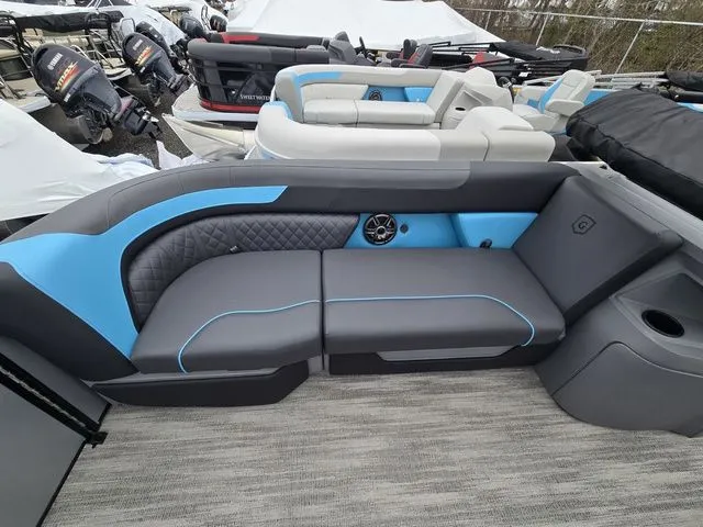 Slide: The Image of Godfrey Sweetwater 2286 SFL 2025 - 15