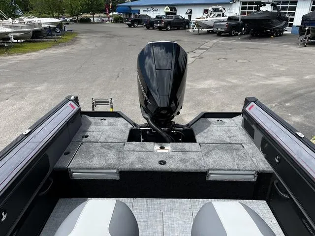 Slide: The Image of Alumacraft Trophy 195X Sport 2026 - 3