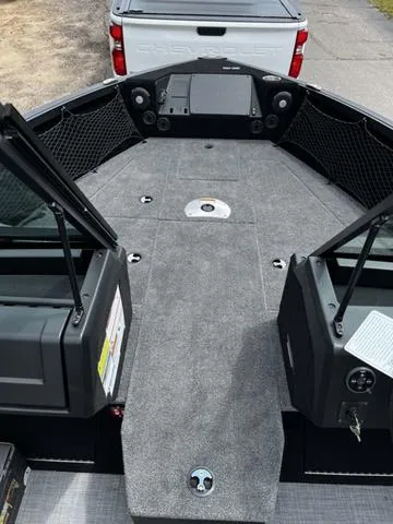 Slide: The Image of Alumacraft Trophy 195X Sport 2026 - 7