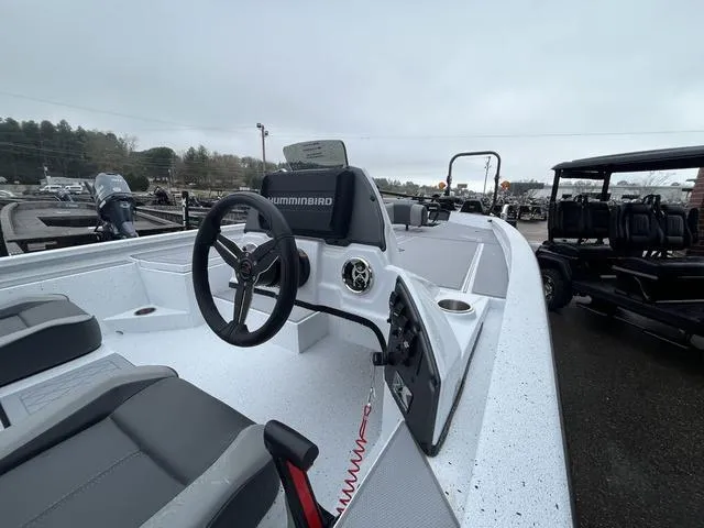 Slide: The Image of Xpress H20 Bass 2025 - 10