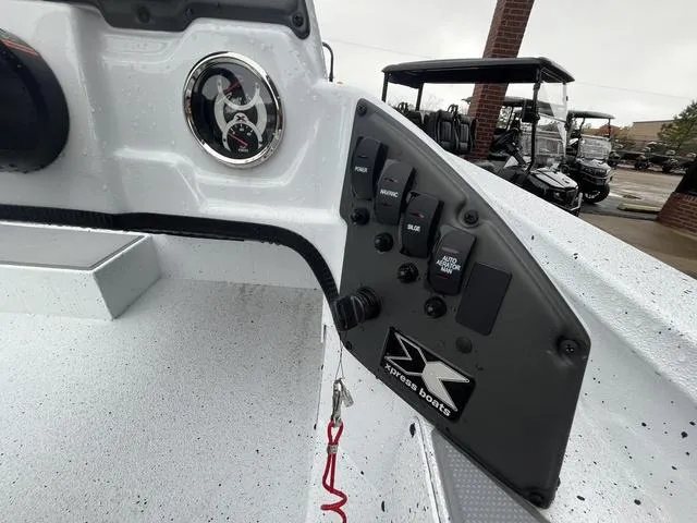 Slide: The Image of Xpress H20 Bass 2025 - 11