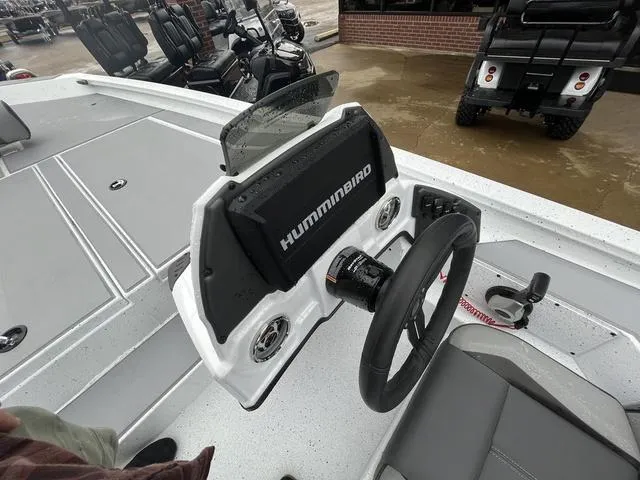 Slide: The Image of Xpress H20 Bass 2025 - 20