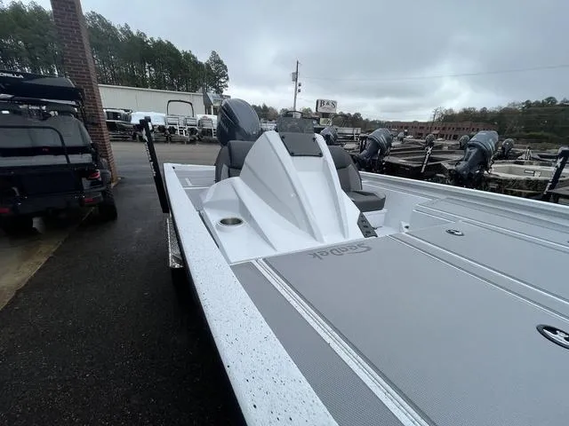 Slide: The Image of Xpress H20 Bass 2025 - 7