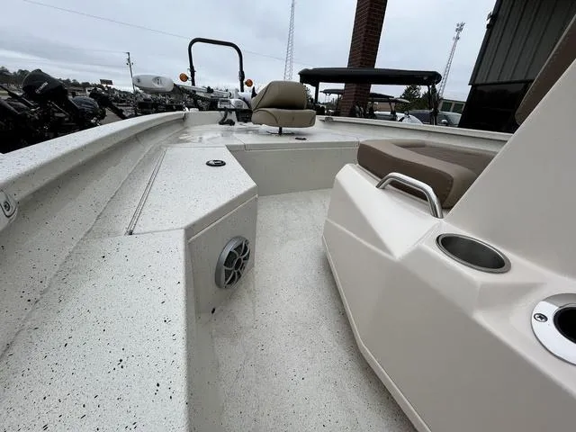 Slide: The Image of Xpress H20B 2025 - 9