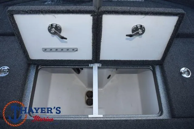 Slide: The Image of Ranger Z521R 2023 - 34