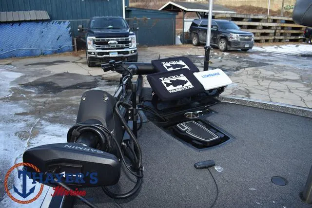 Slide: The Image of Ranger Z521R 2023 - 9