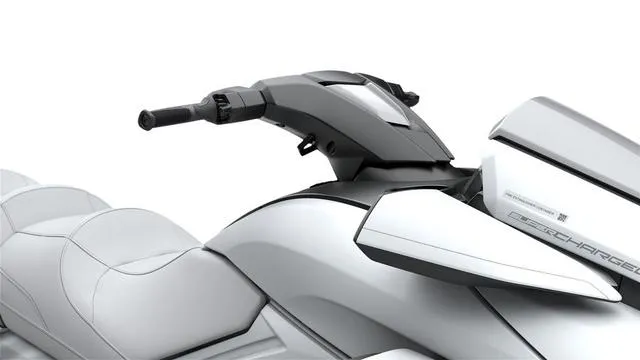 Slide: The Image of 2025 Yamaha Marine Waverunner FX Cruiser SVHO in white, featuring sleek design and audio system. - 8