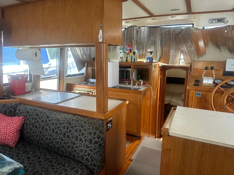 Slide: The Image of Mainship 430 Trawler 1999 - 56