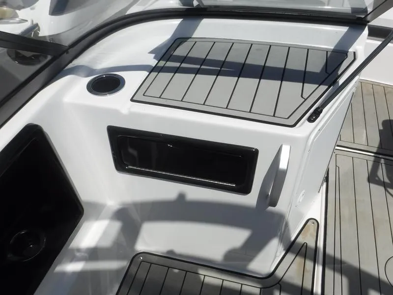 Slide: The Image of Yamaha 195S 2020 - 15