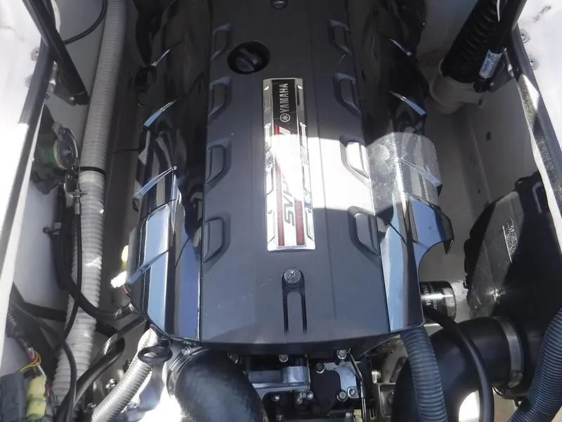 Slide: The Image of Yamaha 195S 2020 - 19