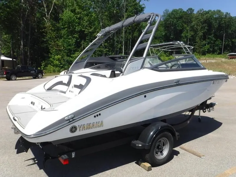 Slide: The Image of Yamaha 195S 2020 - 5