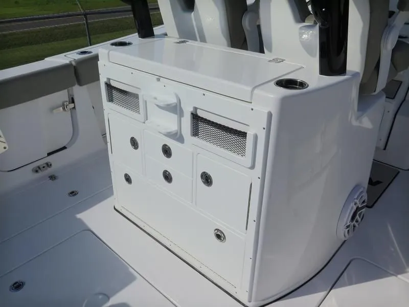 Slide: The Image of Sportsman Open 282 Center Console 2025 - 38