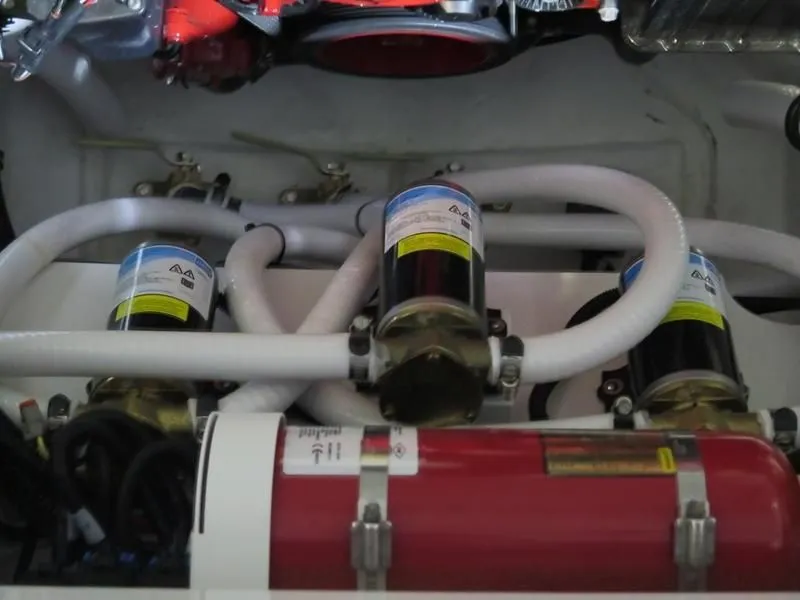 Slide: The Image of Cobalt R4 Surf 2024 - 24