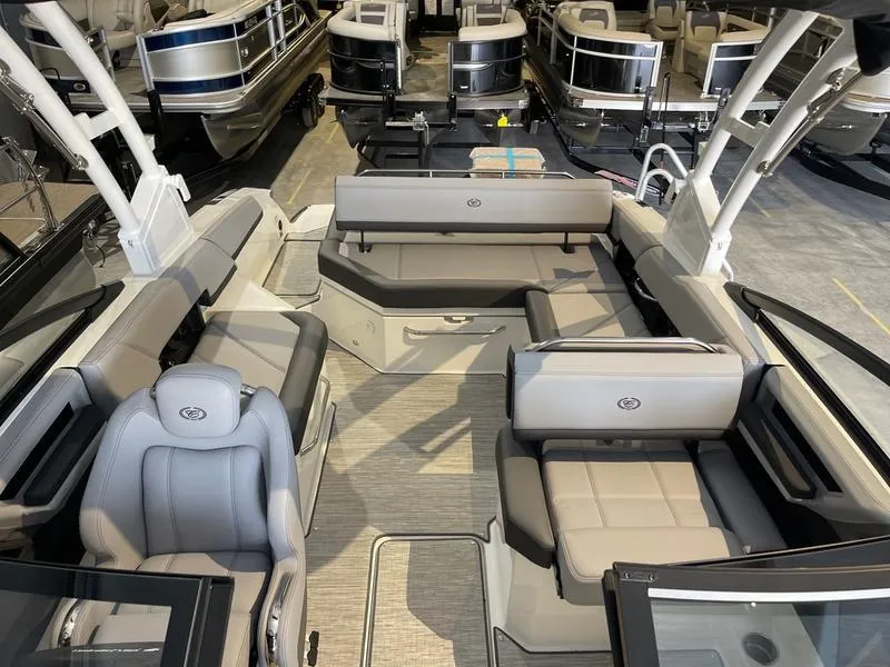 Slide: The Image of Cobalt R6 2025 - 16