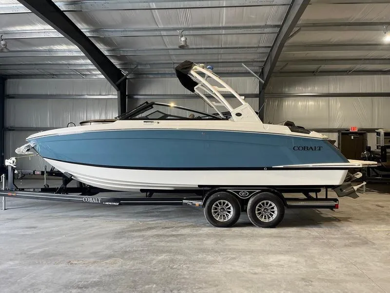 Slide: The Image of Cobalt R6 2025 - 3