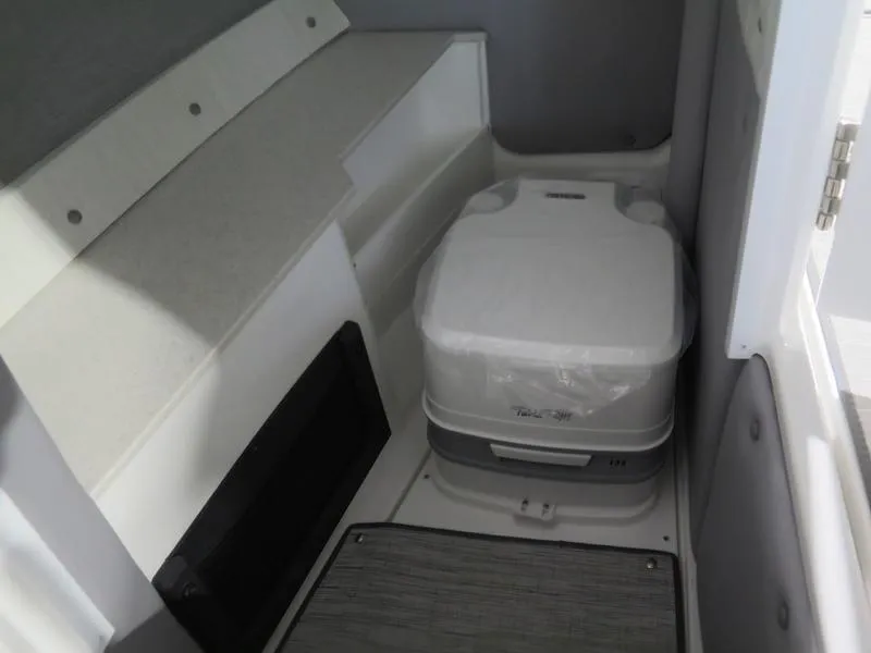 Slide: The Image of Cobalt R6 2025 - 31