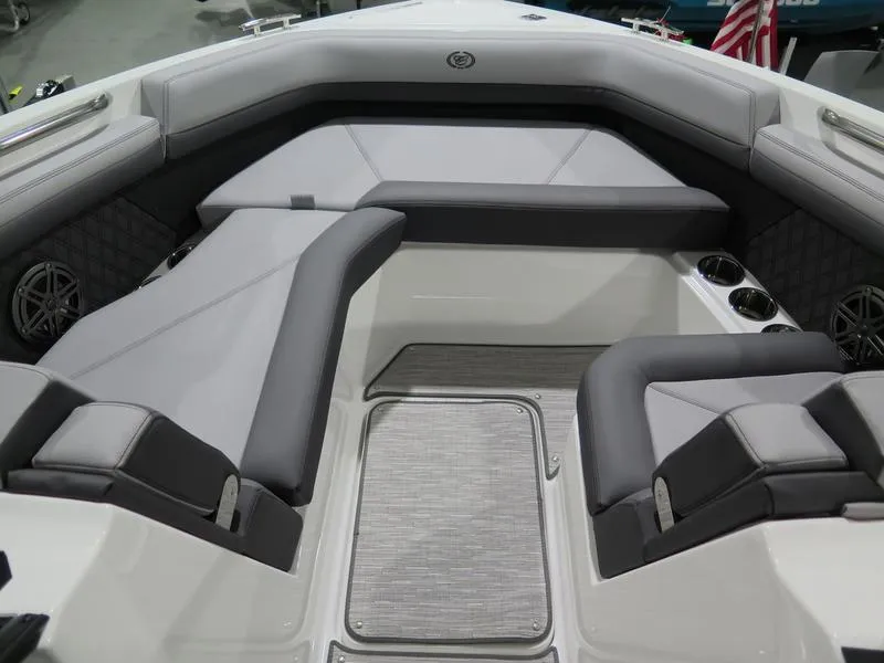 Slide: The Image of Cobalt R6 2025 - 4