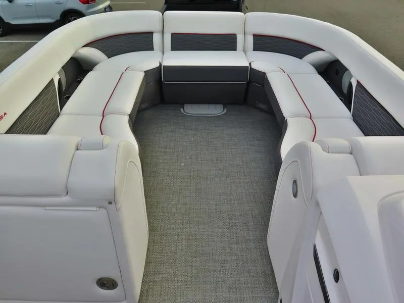 Slide: The Image of Barletta CORSA 25UC 2024 - 6