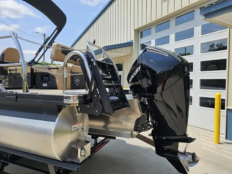 Slide: The Image of Barletta CABRIO C24UE 2025 - 4