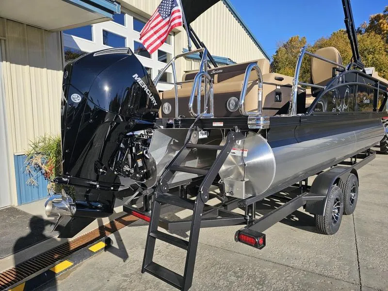 Slide: The Image of Barletta Cabrio C22U 2025 - 4