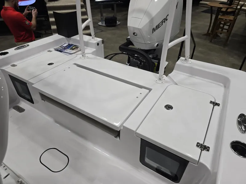 Slide: The Image of Sportsman Masters 227 Bay Boat 2025 - 7