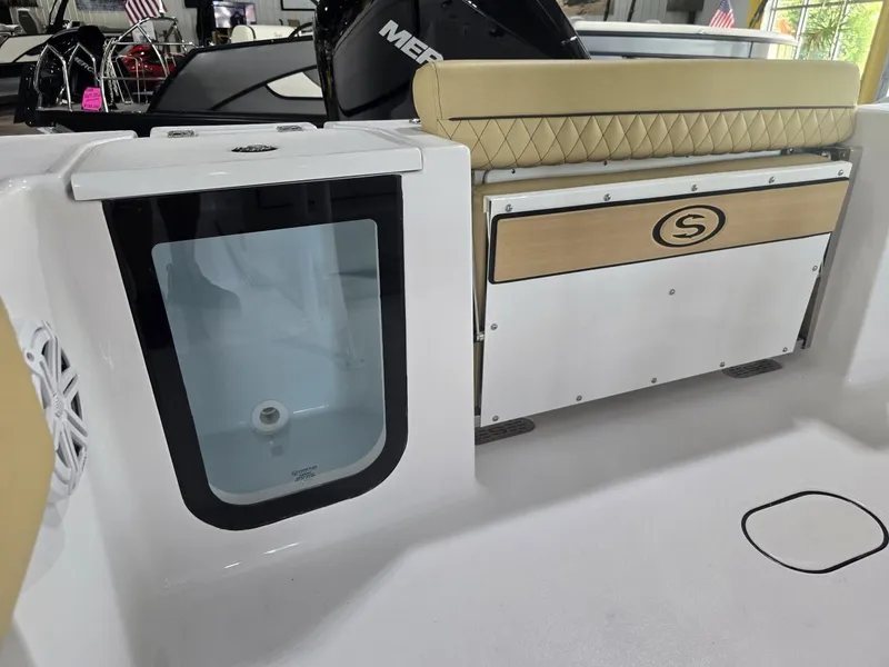 Slide: The Image of Sportsman Open 212 Center Console 2025 - 10