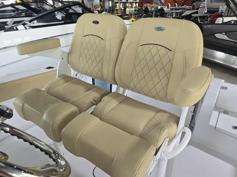 Slide: The Image of Sportsman Open 212 Center Console 2025 - 7