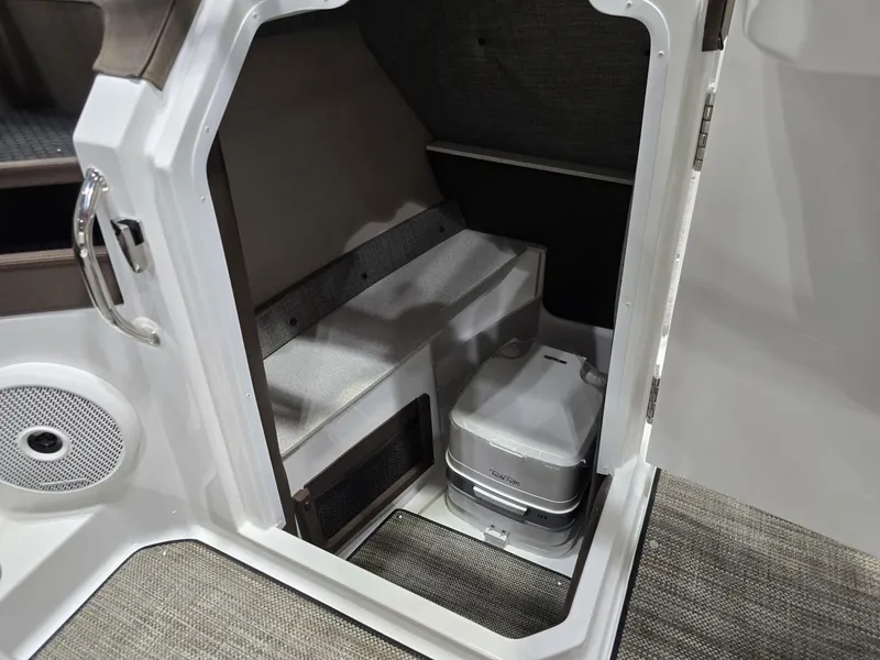 Slide: The Image of Cobalt R6 2025 - 13