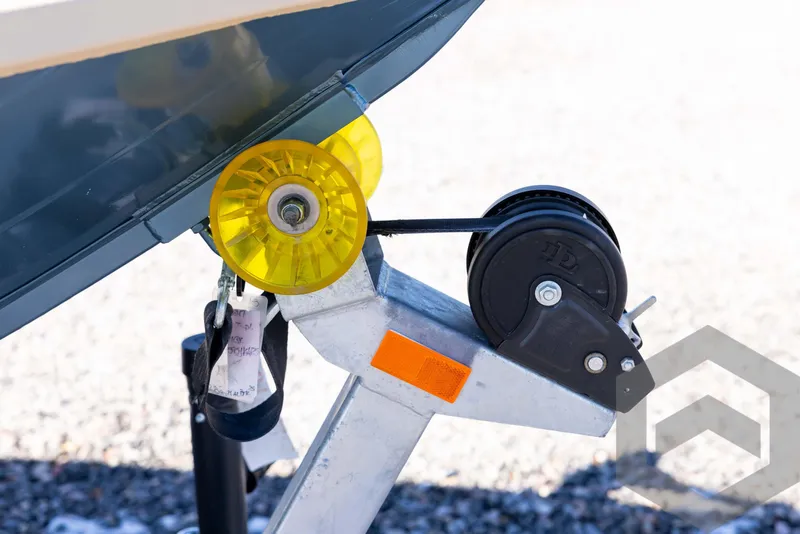 Slide: The Image of Trailer winch and roller of 2025 G3 Bay 21 GX boat. - 12