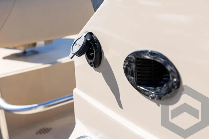 Slide: The Image of 2025 G3 Bay 21 GX boat detail, featuring a sleek design and modern fittings. - 48