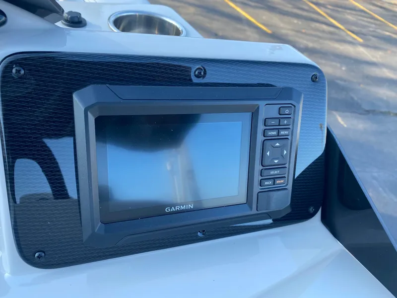 Slide: The Image of Garmin display on 2025 SunCatcher Select 322RC boat dashboard. - 19