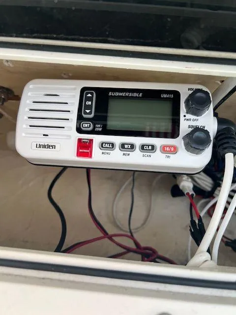 Slide: The Image of Uniden marine radio in 2003 Seaswirl Striper 2601 Walkaround I/O boat. - 7